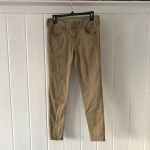 AEO KHAKI JEANS NWOT